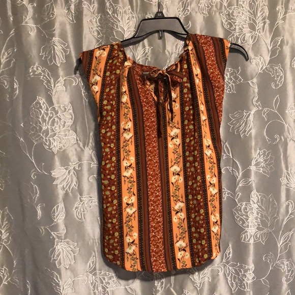 Blouse - Picture 3 of 3